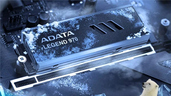 SSD散熱器「瘋了」!威剛新SSD搭配獨立水冷模組