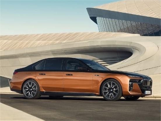 寶馬最貴電動轎車！全新BMW i7 M70上市：起售價263萬元