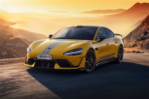 較預售「折價」超三成 、正式售價52.99萬元 雷軍:小米SU7 Ultra全年目標1萬臺