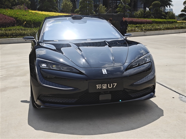 比亞迪四座豪華轎車 仰望U7正式上市：62.8萬元起