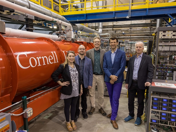 Intel前CEO基辛格找到新工作：開發FEL EUV極紫外光刻 成本大降2/3