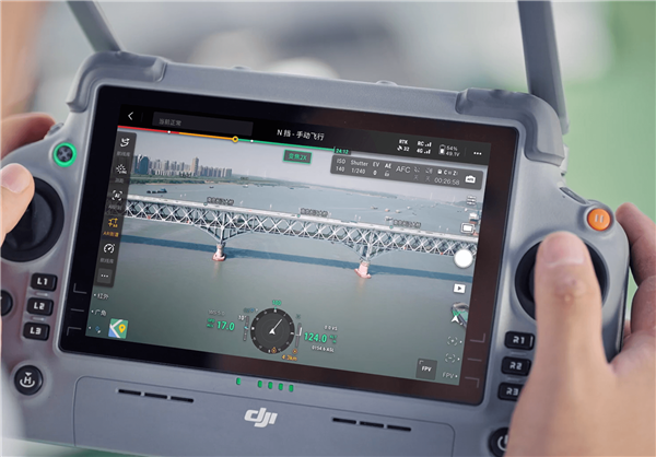 五年巔峰旗艦！大疆釋出DJI Matrice 400無人機：續航59分鐘、40公里圖傳