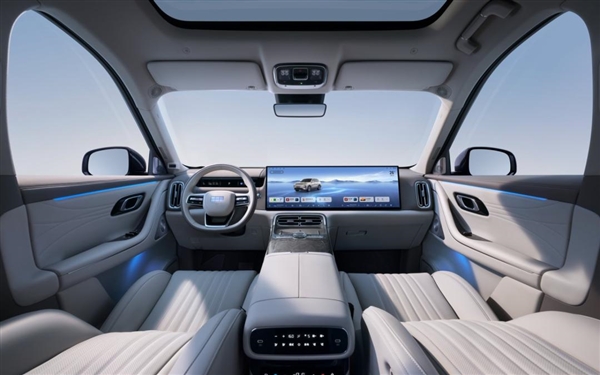 吉利丟王炸 17.38萬的銀河M9 開始無差別攻擊