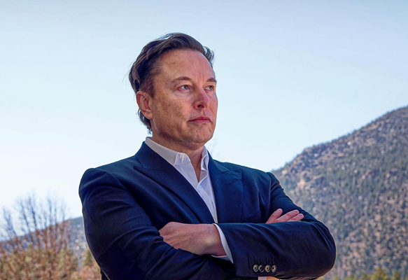 員工程式碼寫不夠就解僱！Linux創始人炮轟馬斯克太愚蠢