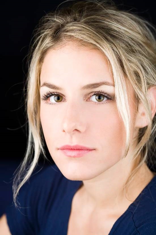 新《古墓麗影》勞拉演員公佈:顏值超高的美女Alix Wilton Regan