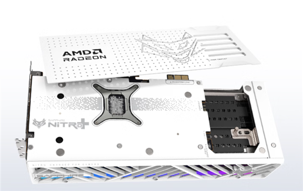 顏值效能雙巔峰！藍寶石NITRO+氮動極光RX 9070 XT顯示卡 白色機箱裝機首選