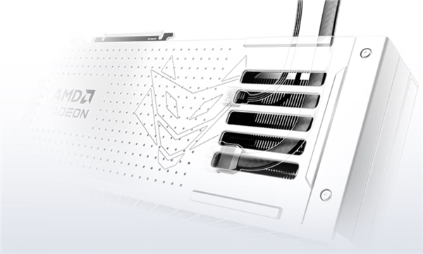 顏值效能雙巔峰！藍寶石NITRO+氮動極光RX 9070 XT顯示卡 白色機箱裝機首選
